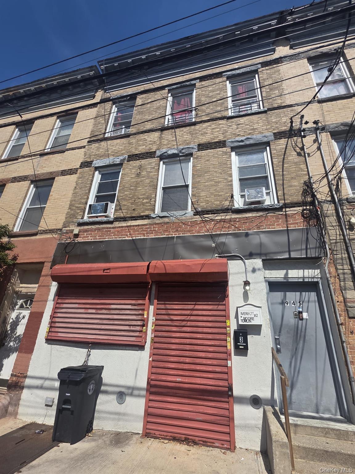 945 Liberty Avenue Property Photo 2