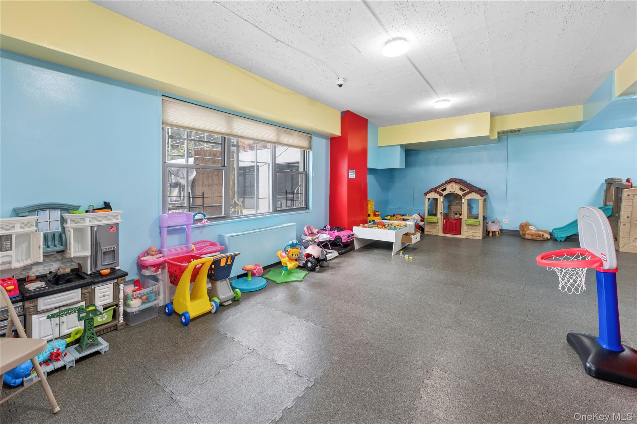 2500 Johnson Avenue 7g Property Photo 19