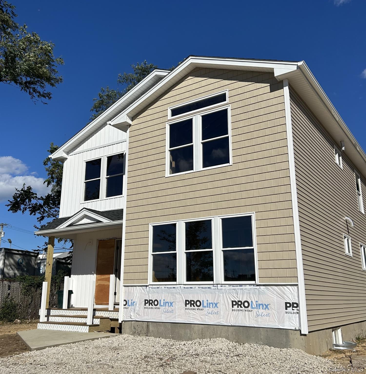 57 Monroe Street Property Photo 1