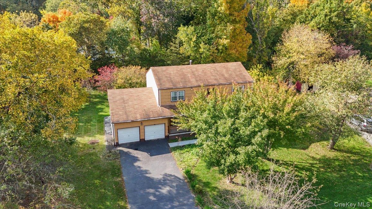 49 Pilgrim Lane Property Photo 3