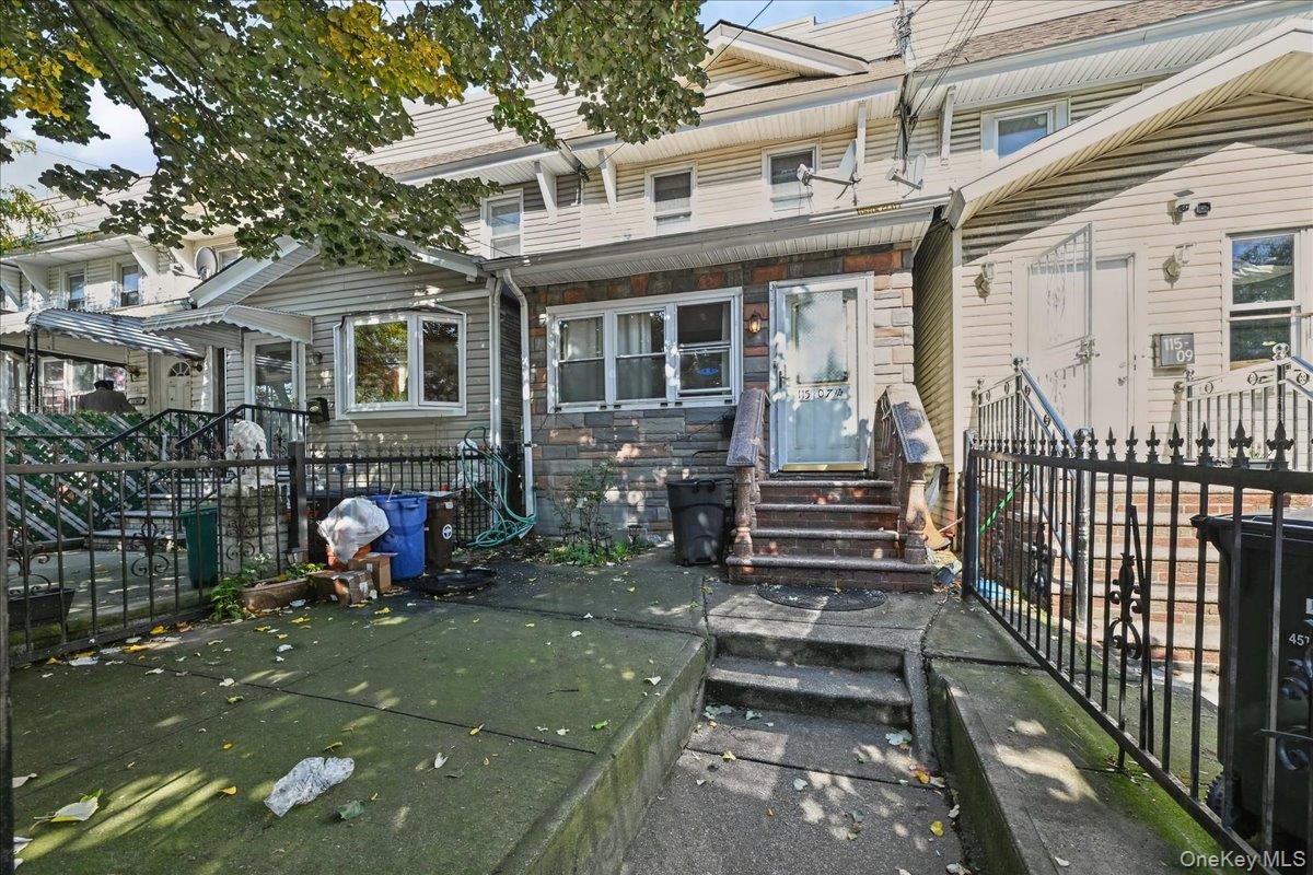 11507 103rd Avenue Property Photo 3