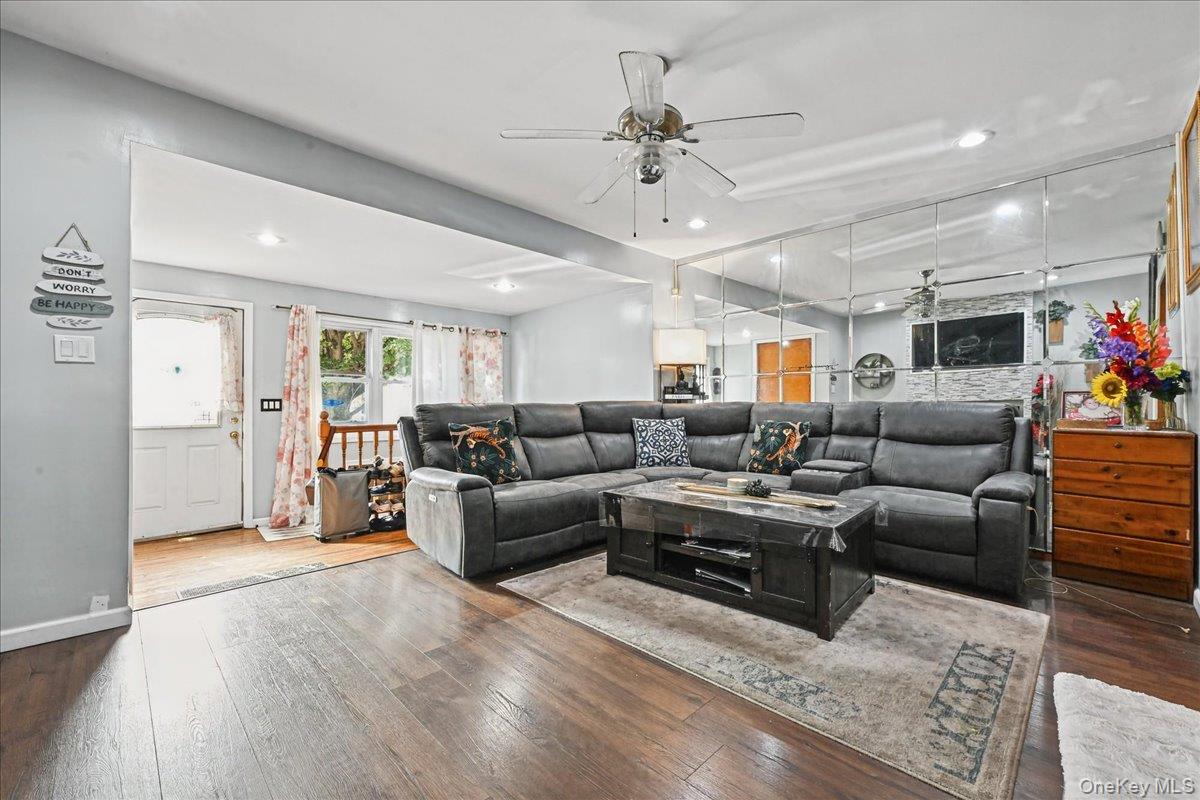 11507 103rd Avenue Property Photo 6