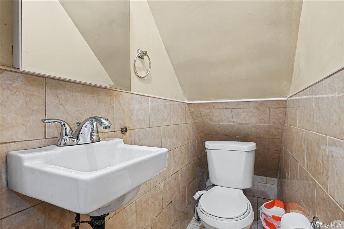 11507 103rd Avenue Property Photo 13