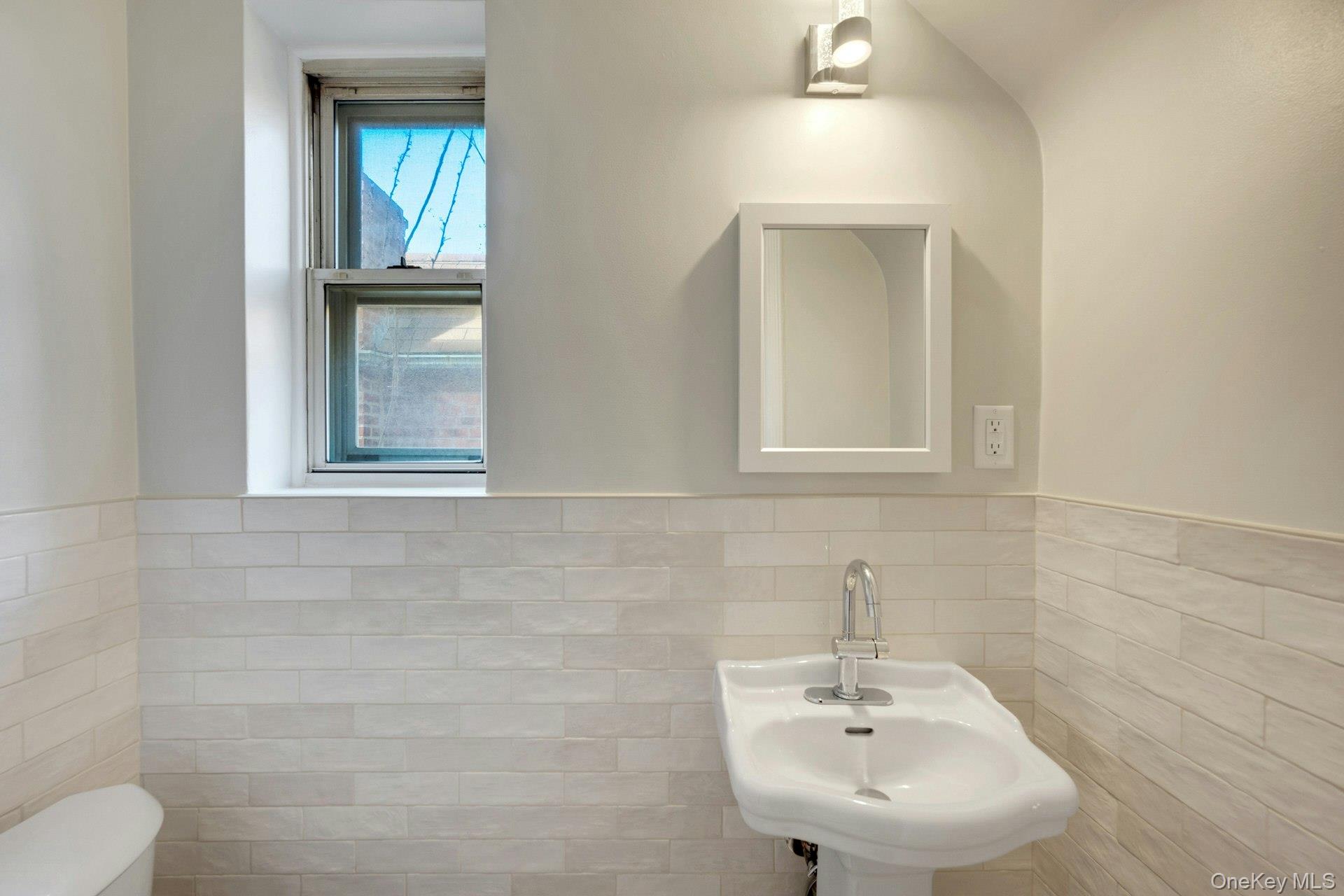 1312 Waring Avenue Property Photo 13