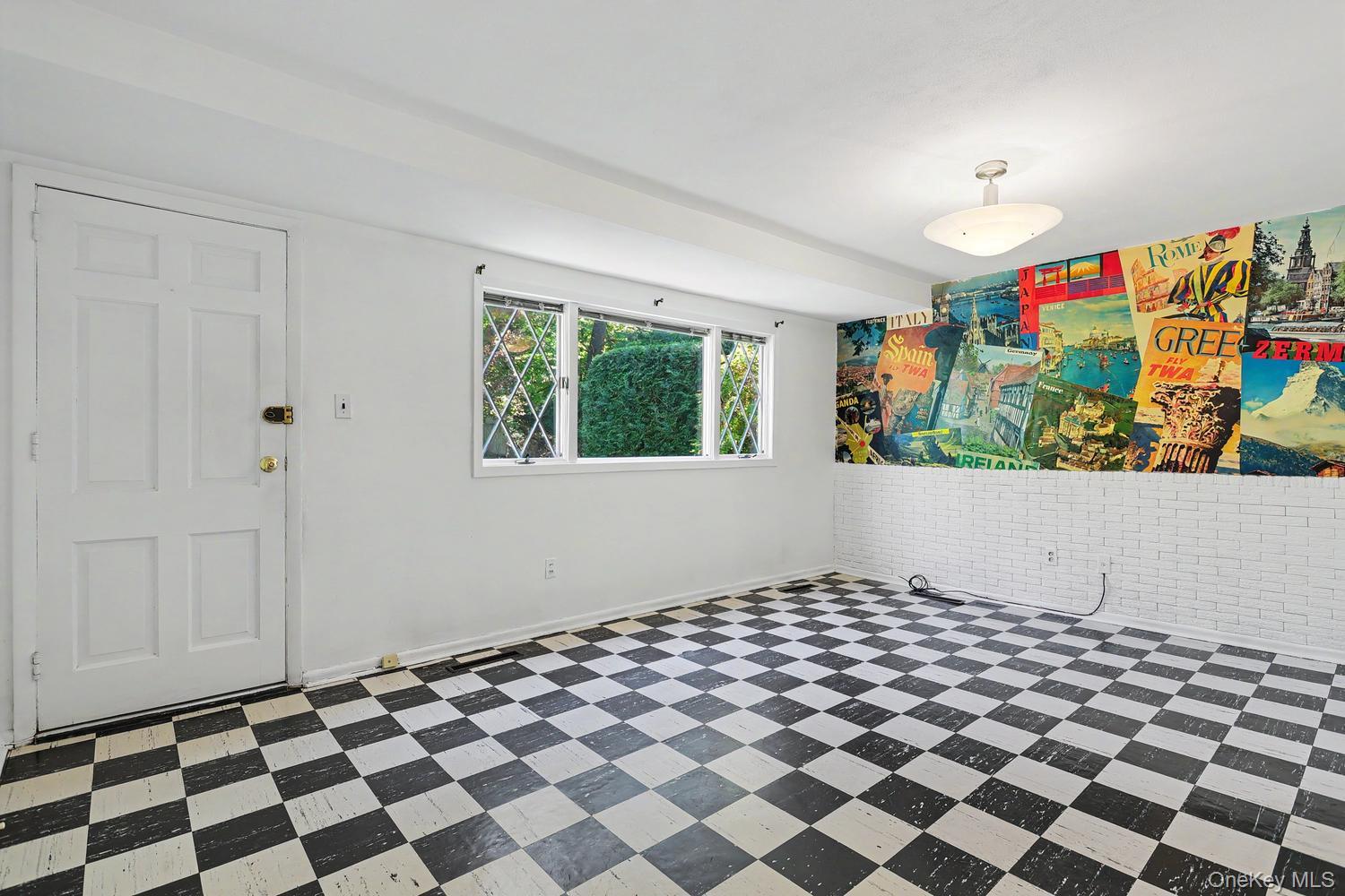 34 Radcliff Drive Property Photo 6