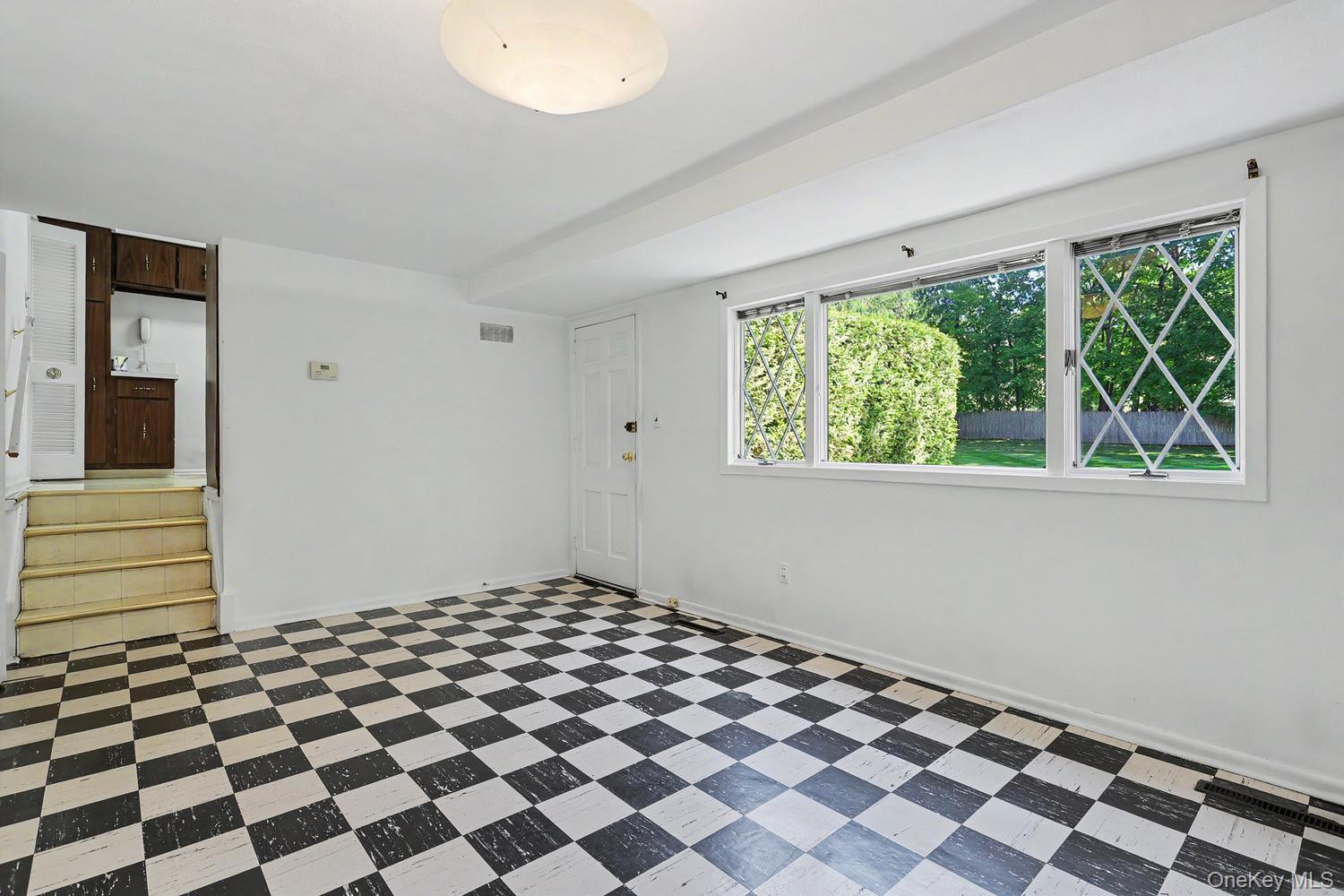 34 Radcliff Drive Property Photo 7