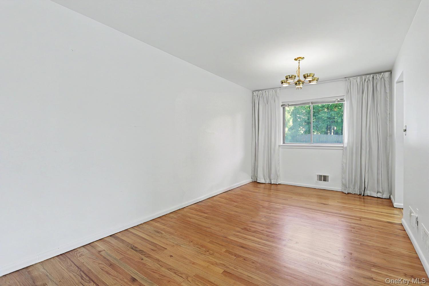 34 Radcliff Drive Property Photo 13
