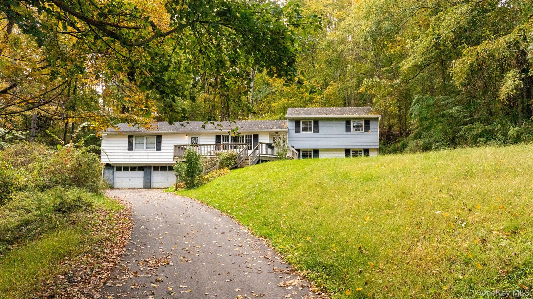11 Stanley Drive Property Photo 1