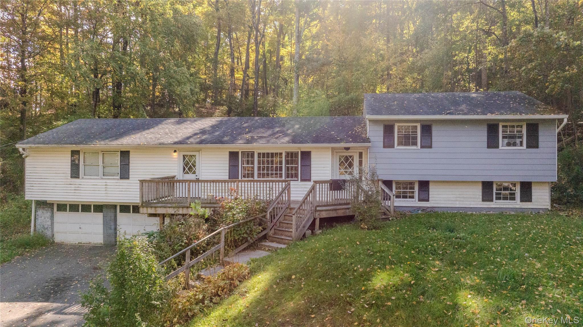 11 Stanley Drive Property Photo 2