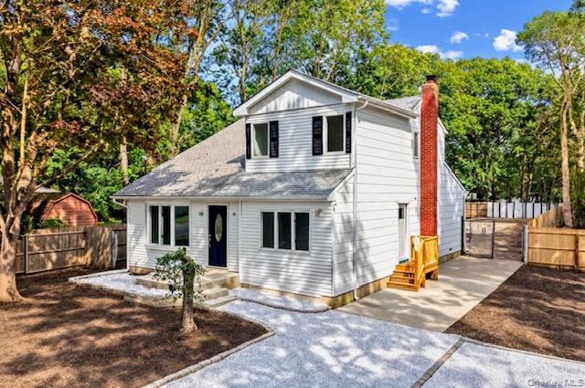 34 Pinelawn Avenue Property Photo 3