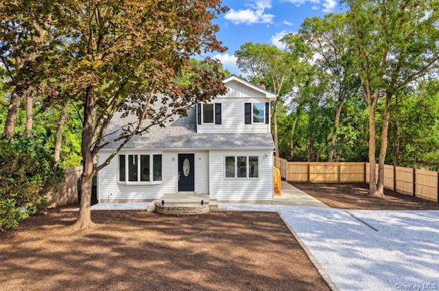 34 Pinelawn Avenue Property Photo 4