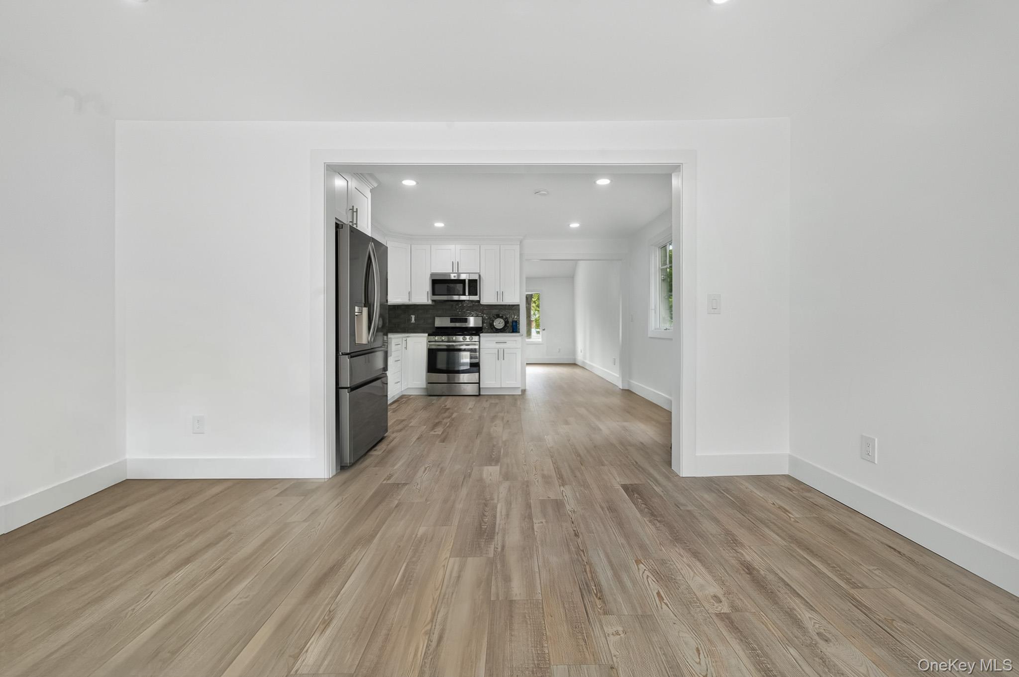 34 Pinelawn Avenue Property Photo 15