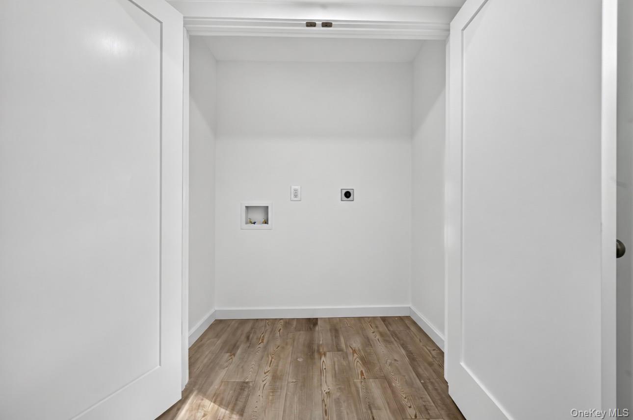 34 Pinelawn Avenue Property Photo 19