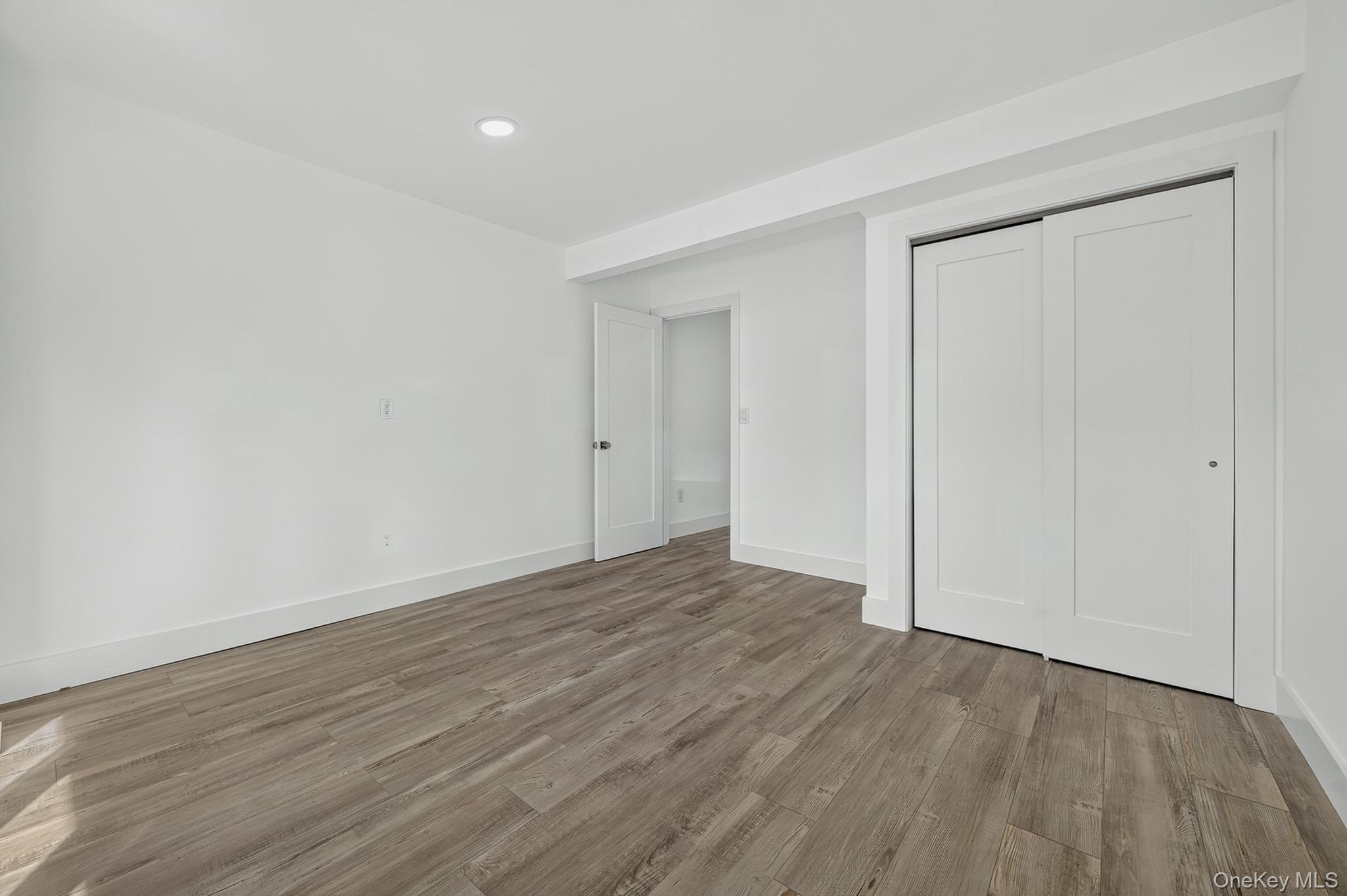 34 Pinelawn Avenue Property Photo 25