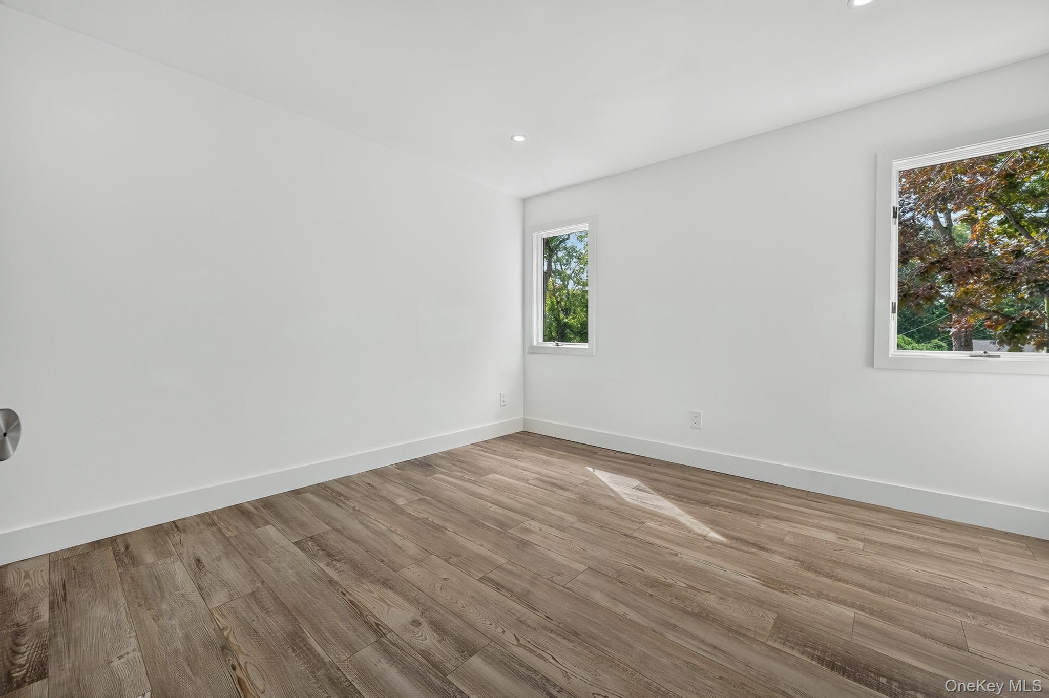 34 Pinelawn Avenue Property Photo 34