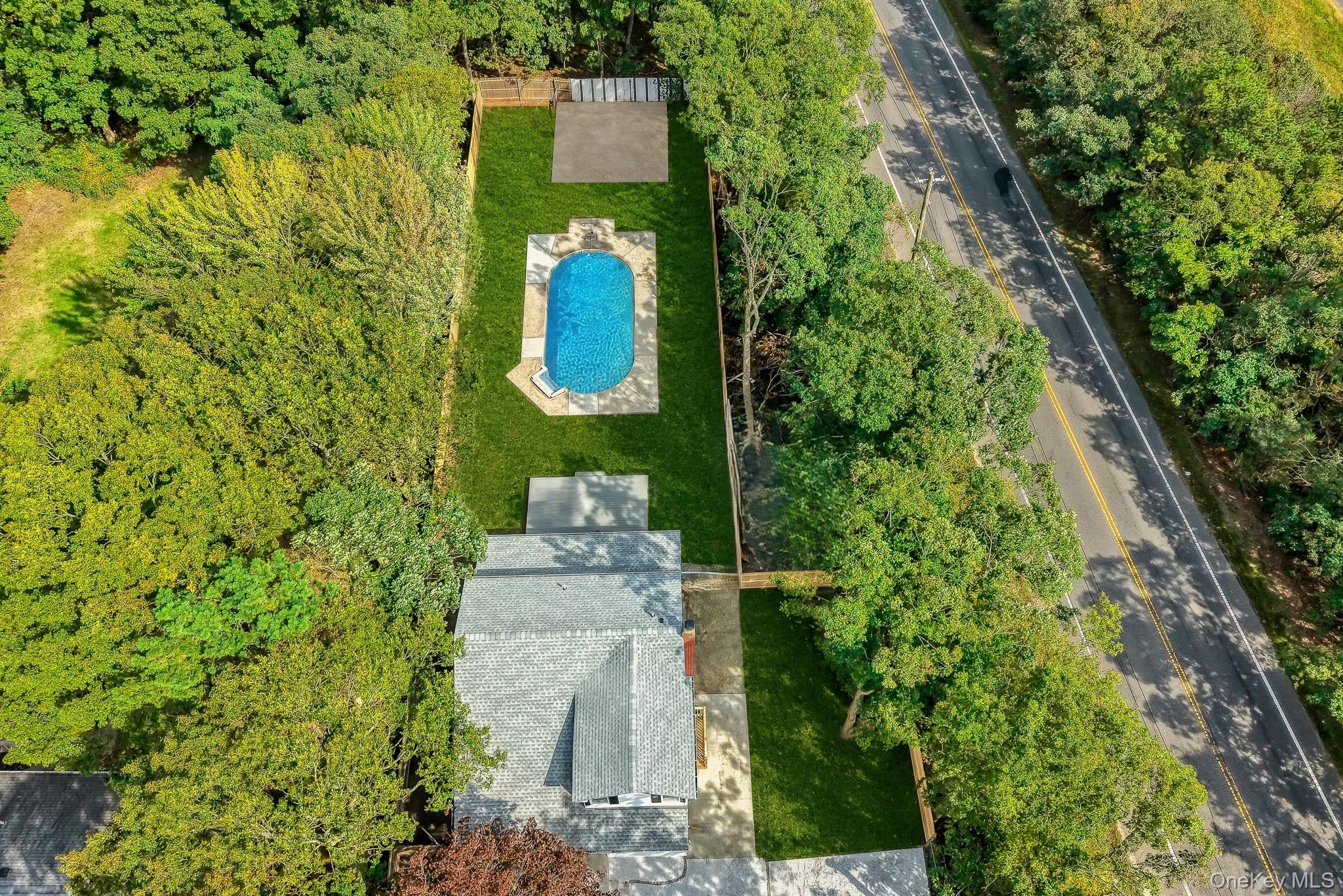 34 Pinelawn Avenue Property Photo 45