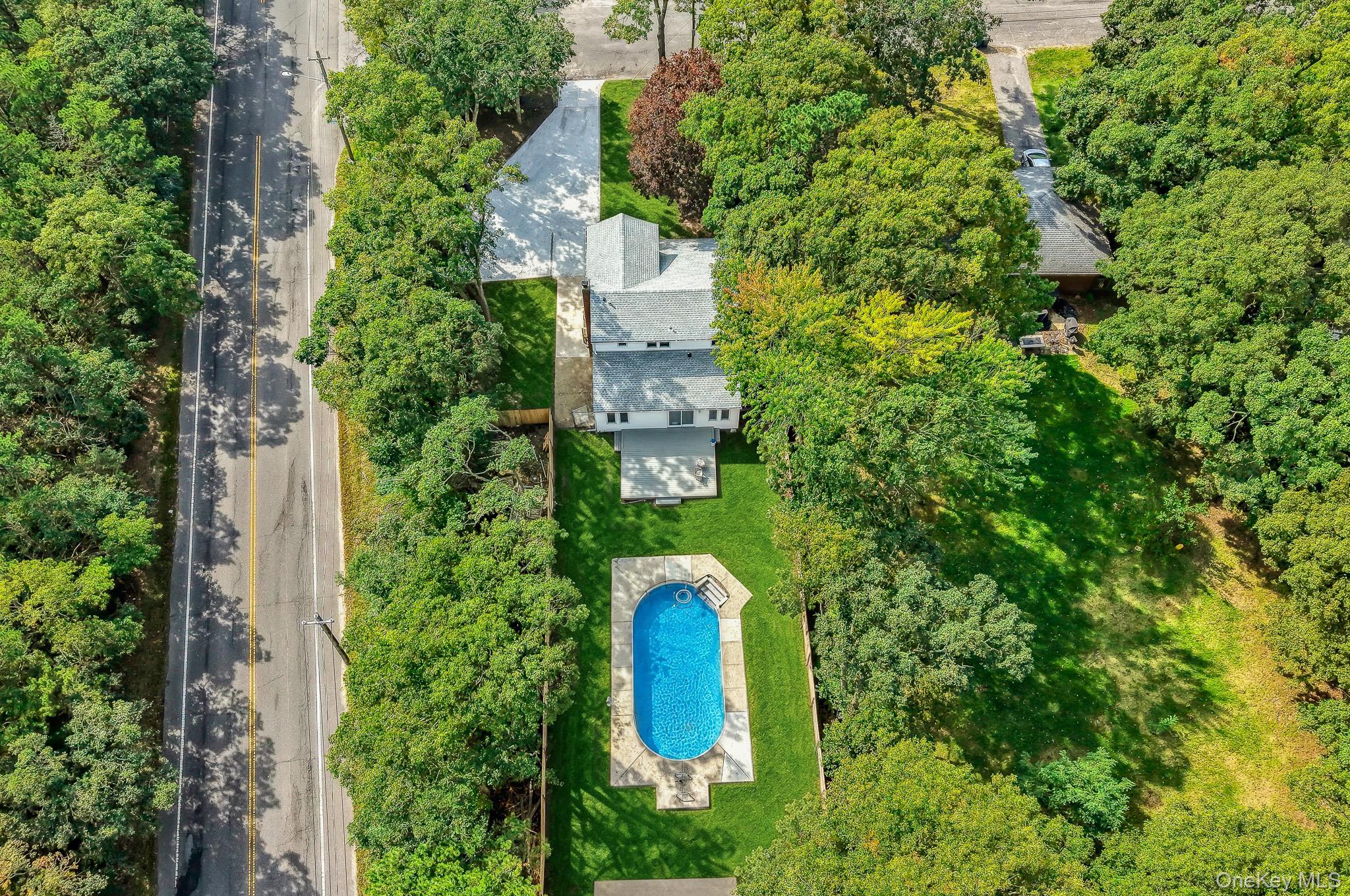 34 Pinelawn Avenue Property Photo 47