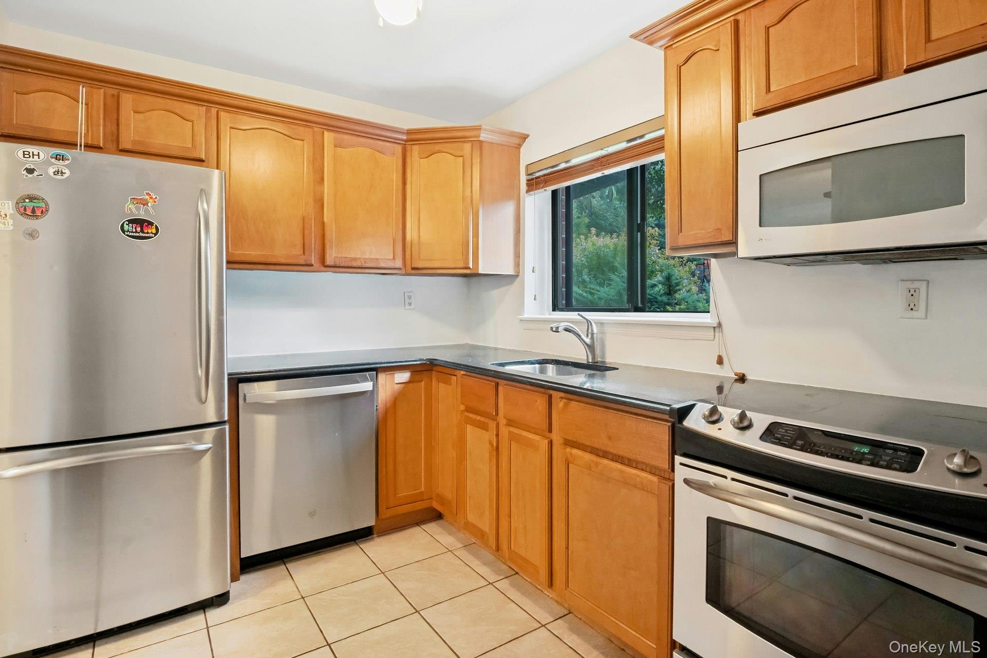 7-10 Briarcliff Drive 10 Property Photo 7