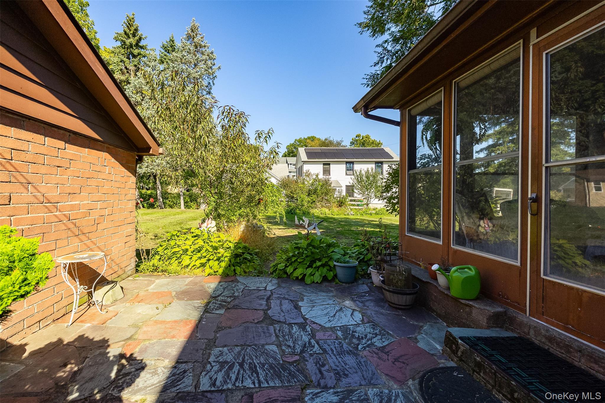 17 N Brett Street Property Photo 18