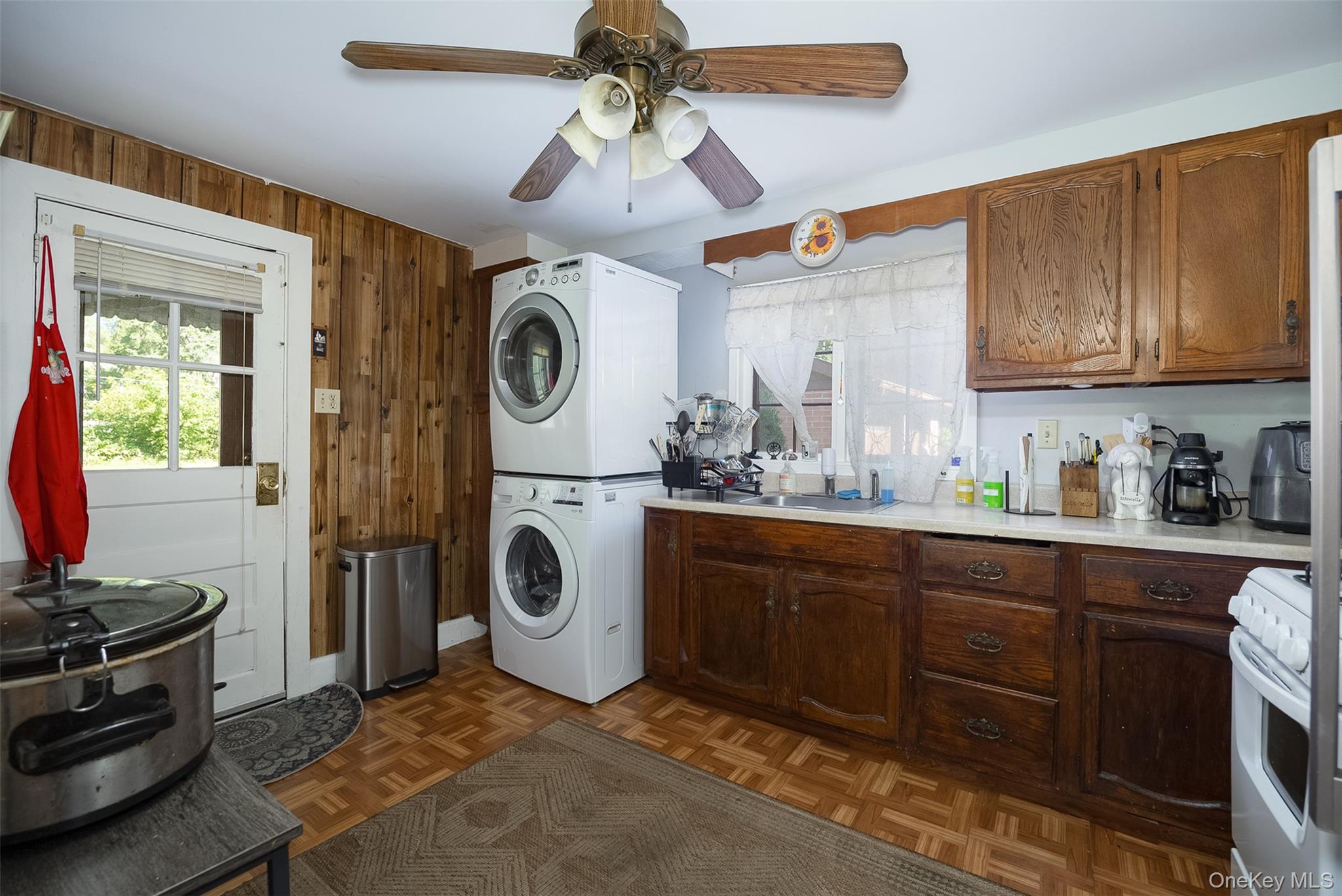 17 N Brett Street Property Photo 30