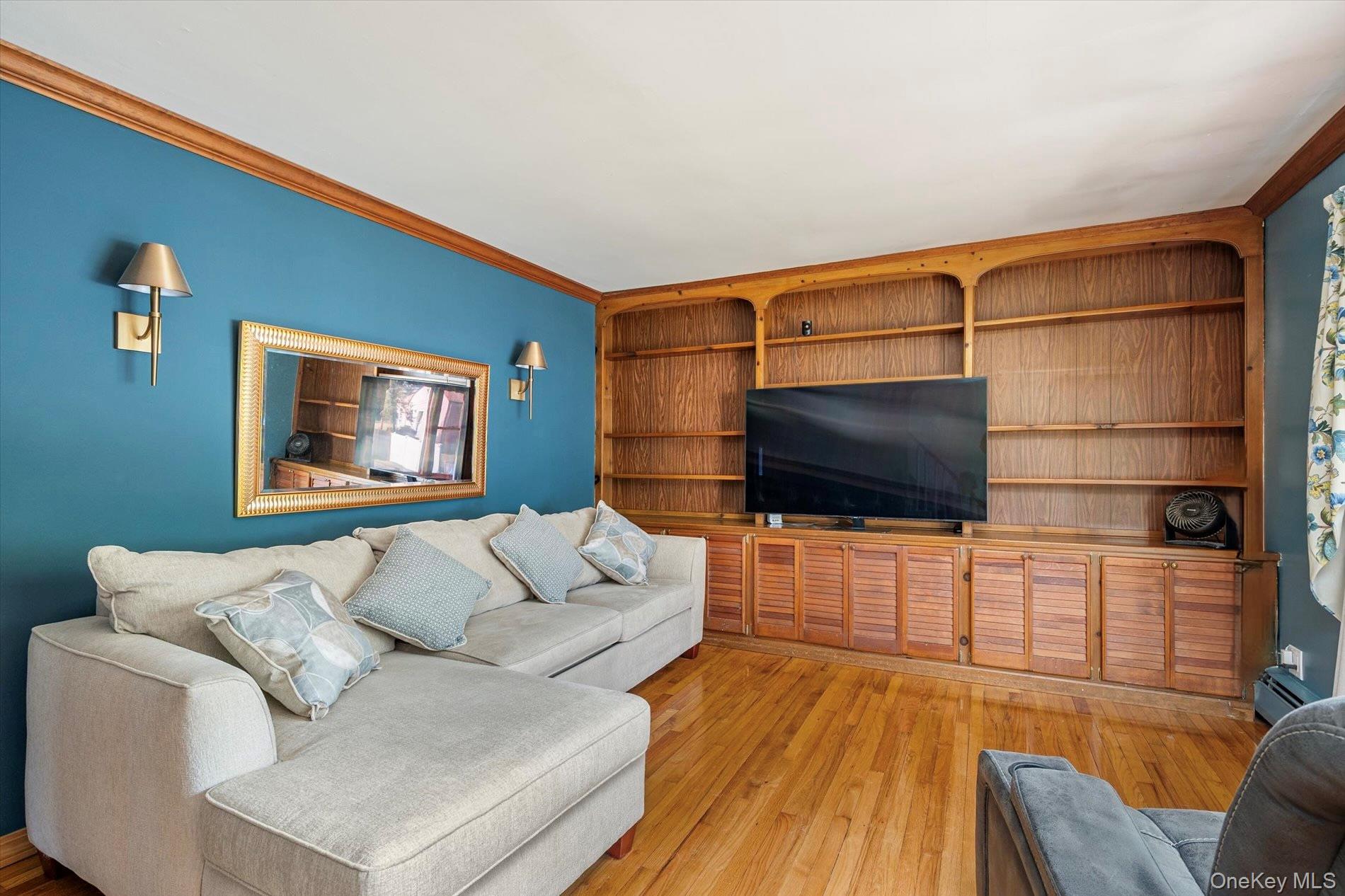 208 Melville Road Property Photo 3