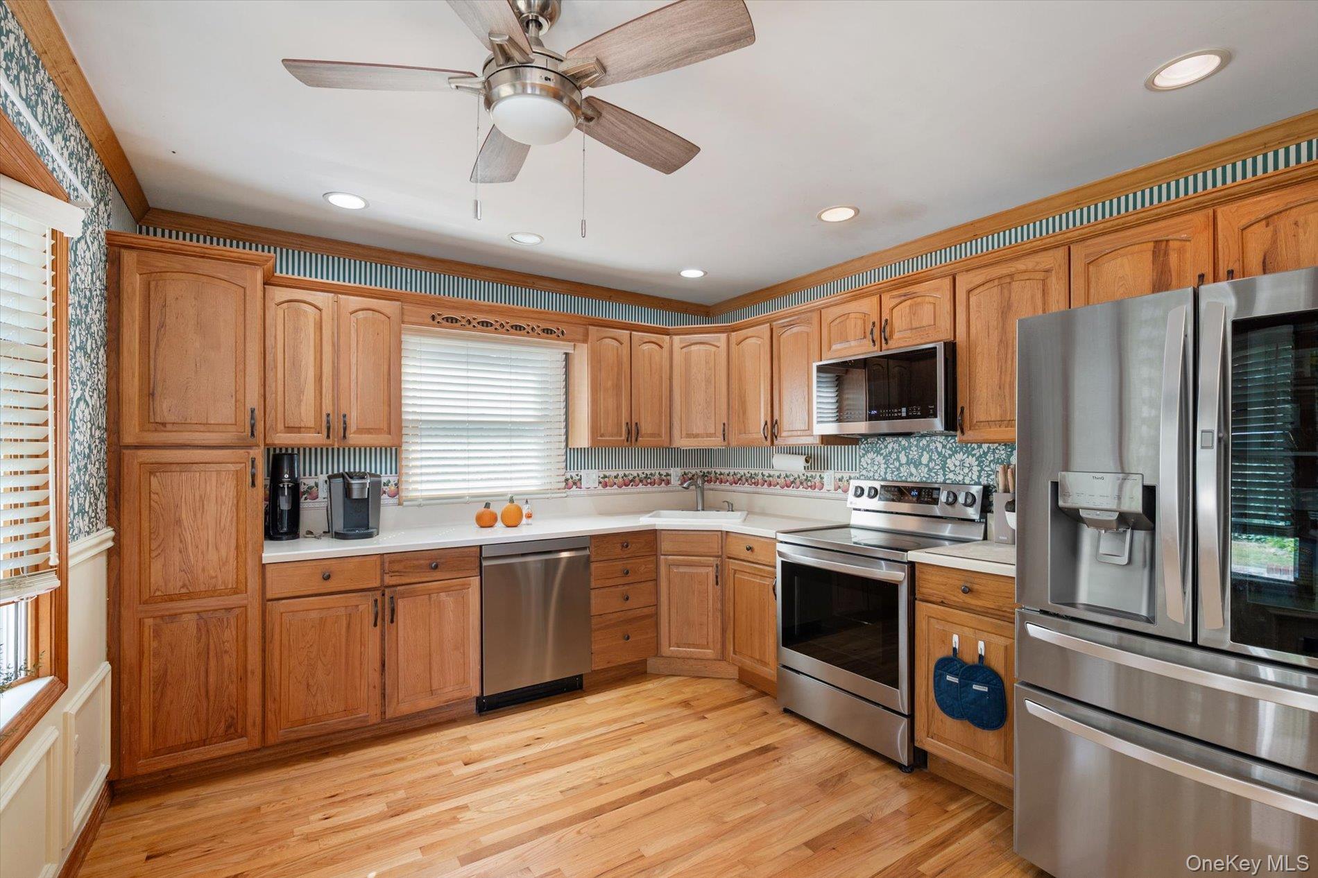 208 Melville Road Property Photo 6