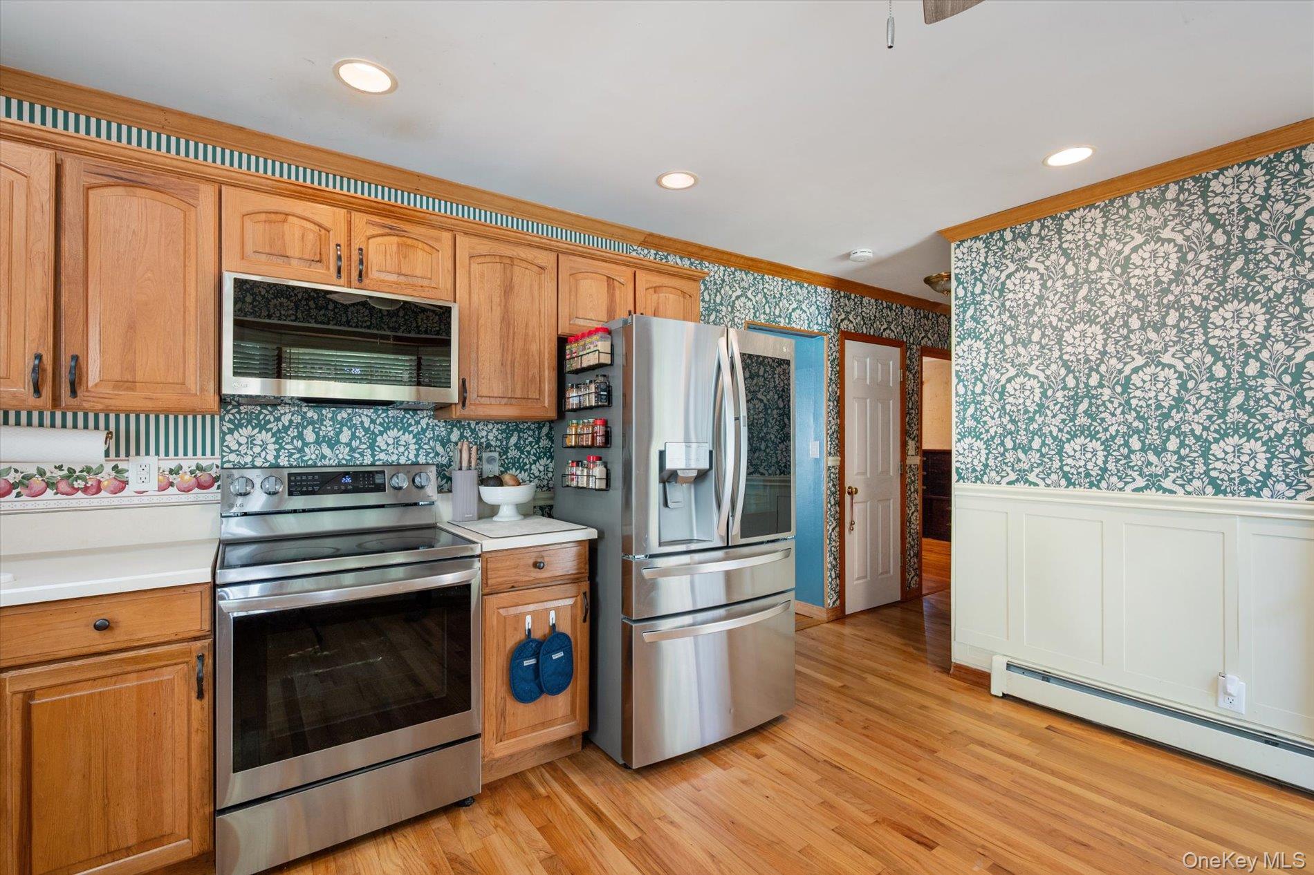 208 Melville Road Property Photo 7