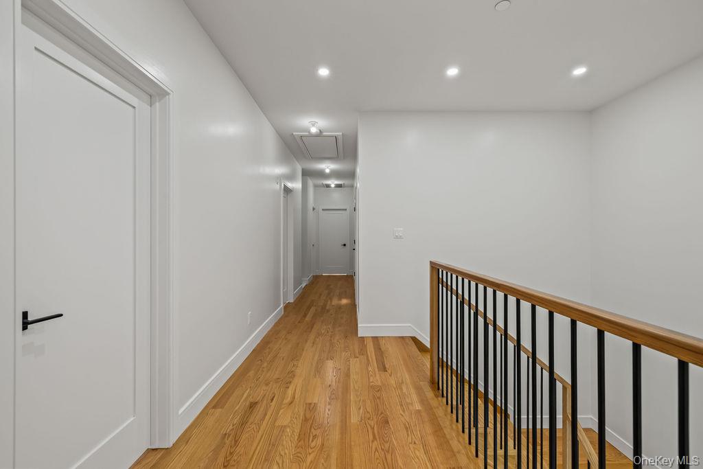 11 Lincoln Street 201 Property Photo 17
