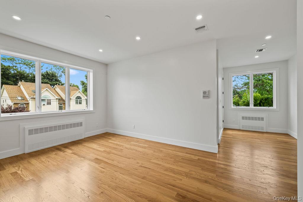 11 Lincoln Street 201 Property Photo 18