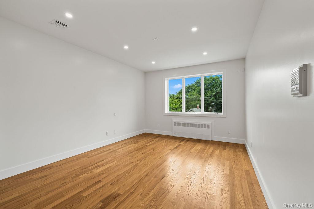 11 Lincoln Street 201 Property Photo 19