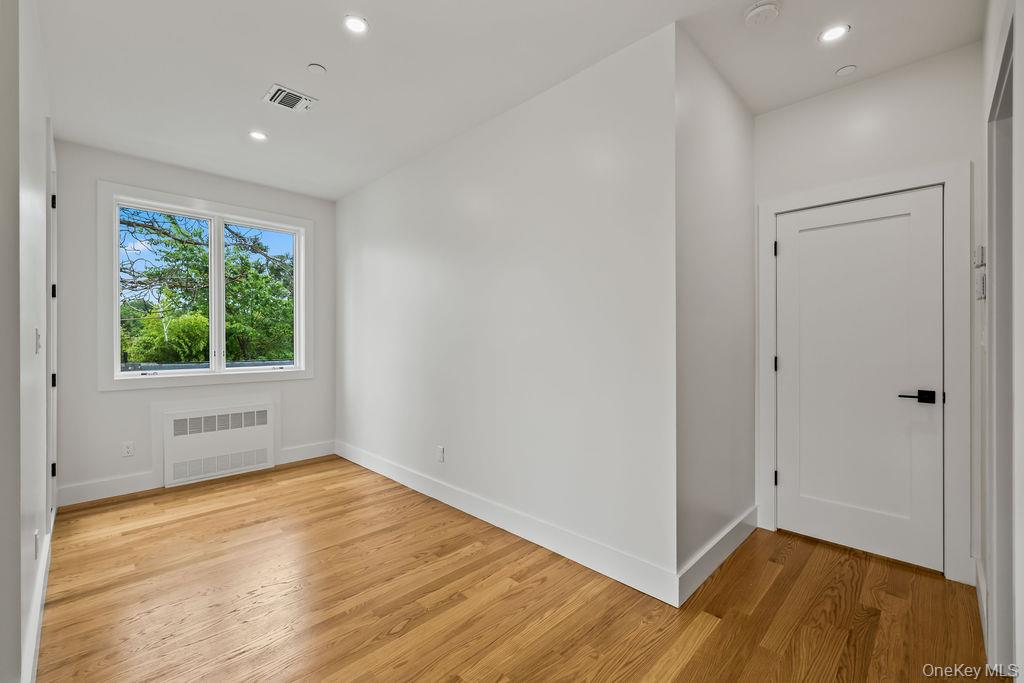11 Lincoln Street 201 Property Photo 21