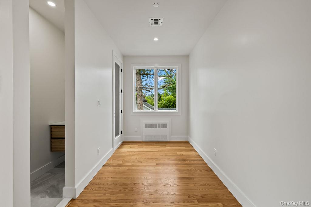 11 Lincoln Street 201 Property Photo 22