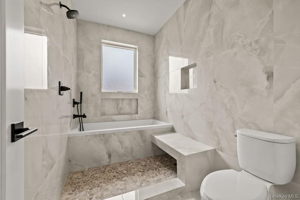 11 Lincoln Street 201 Property Photo 27