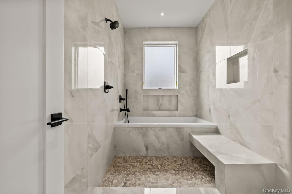 11 Lincoln Street 201 Property Photo 28