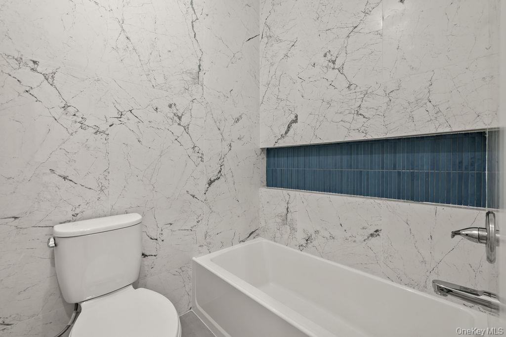 11 Lincoln Street 201 Property Photo 32