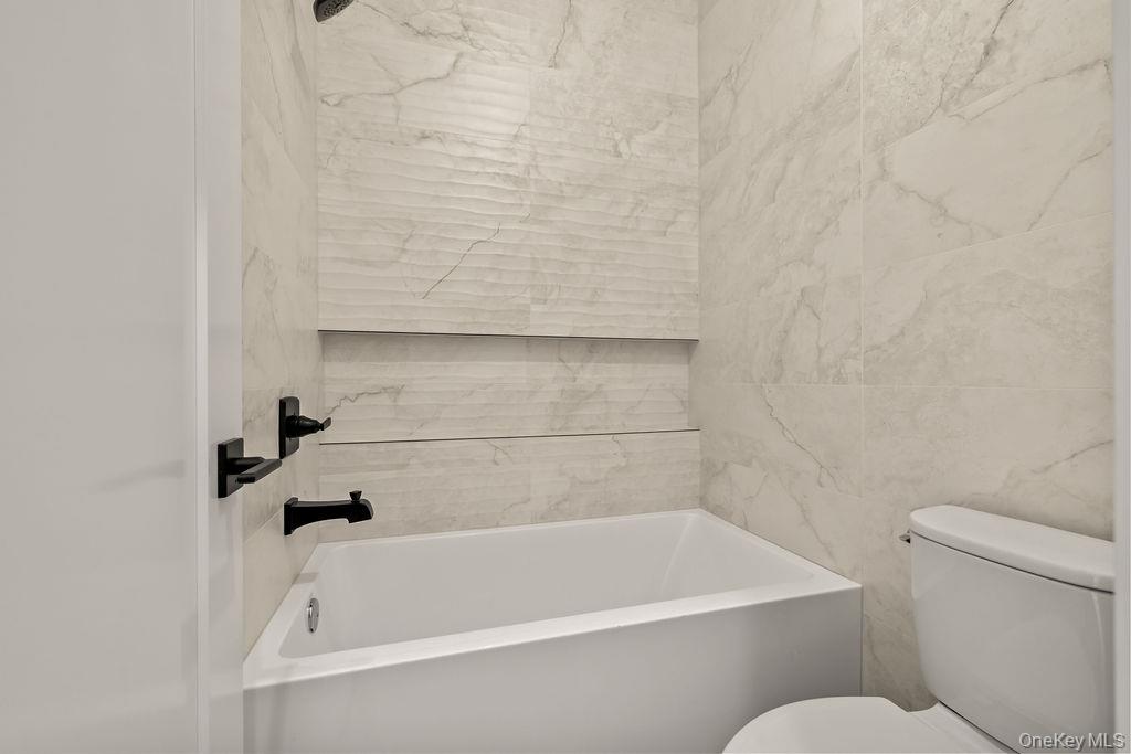 11 Lincoln Street 201 Property Photo 36