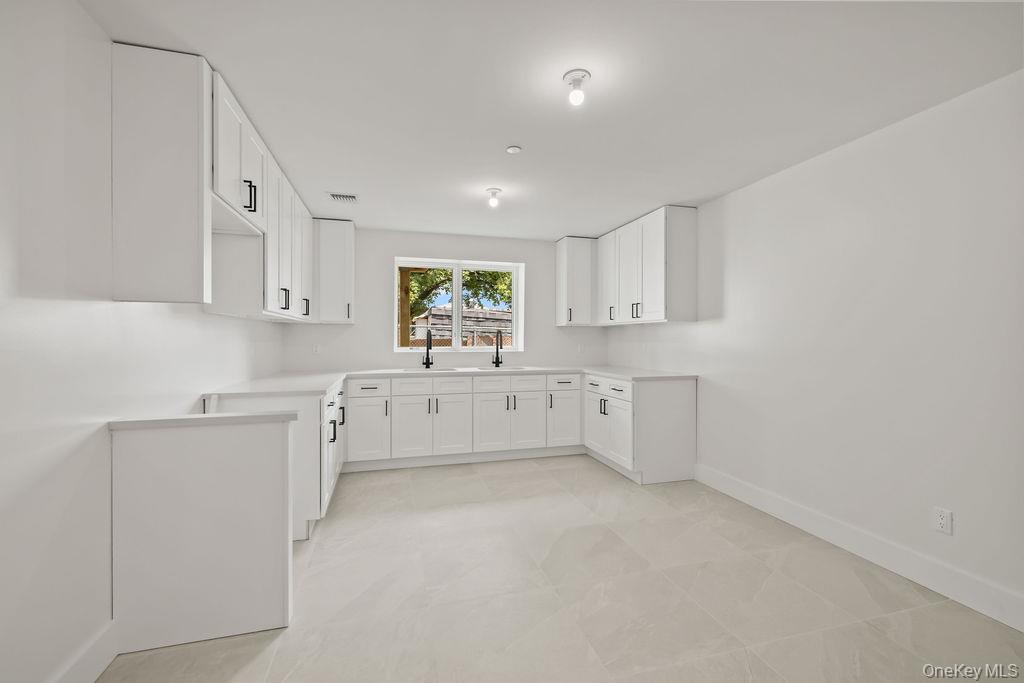 11 Lincoln Street 201 Property Photo 43