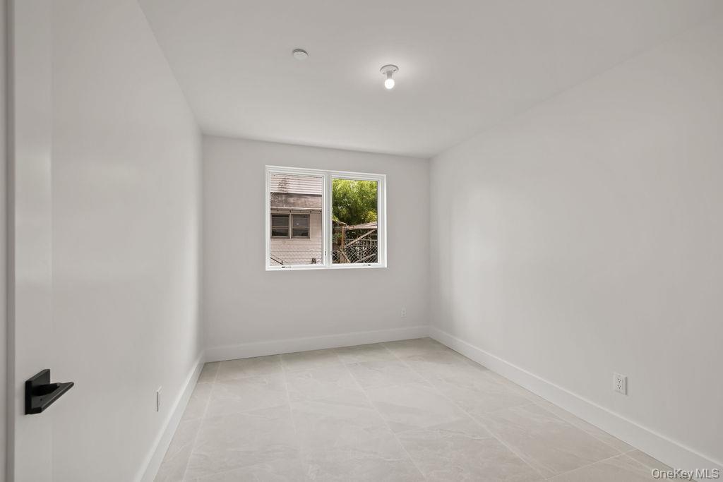 11 Lincoln Street 201 Property Photo 46