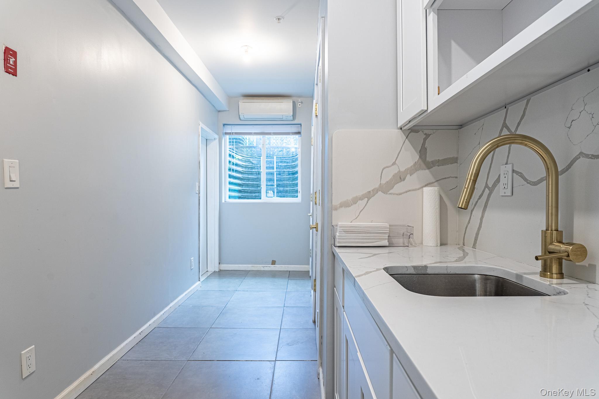 18 Twin Avenue 304 Property Photo 33