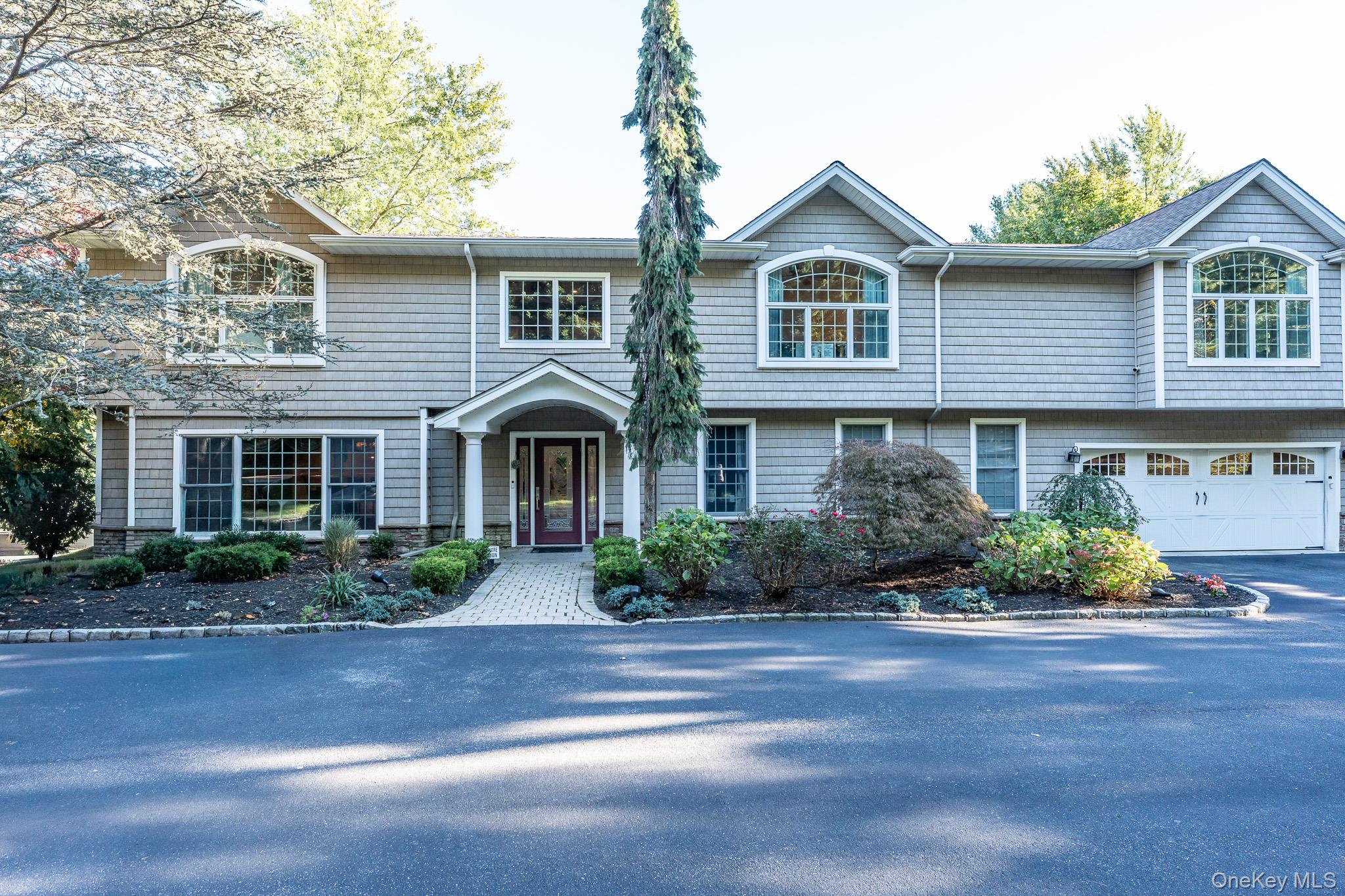 442 Wolf Hill Road Property Photo 1