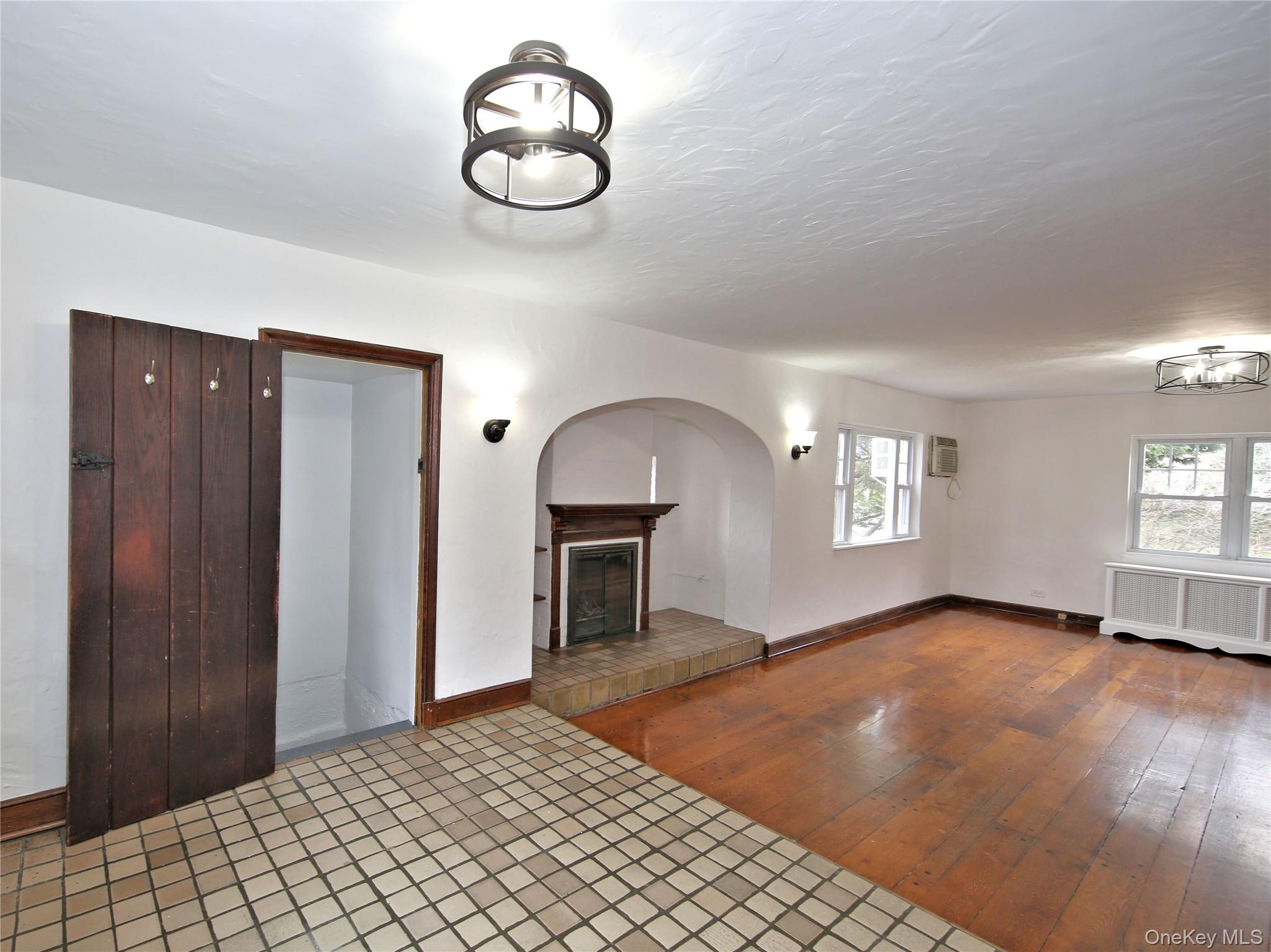 153 Highview Street Property Photo 5
