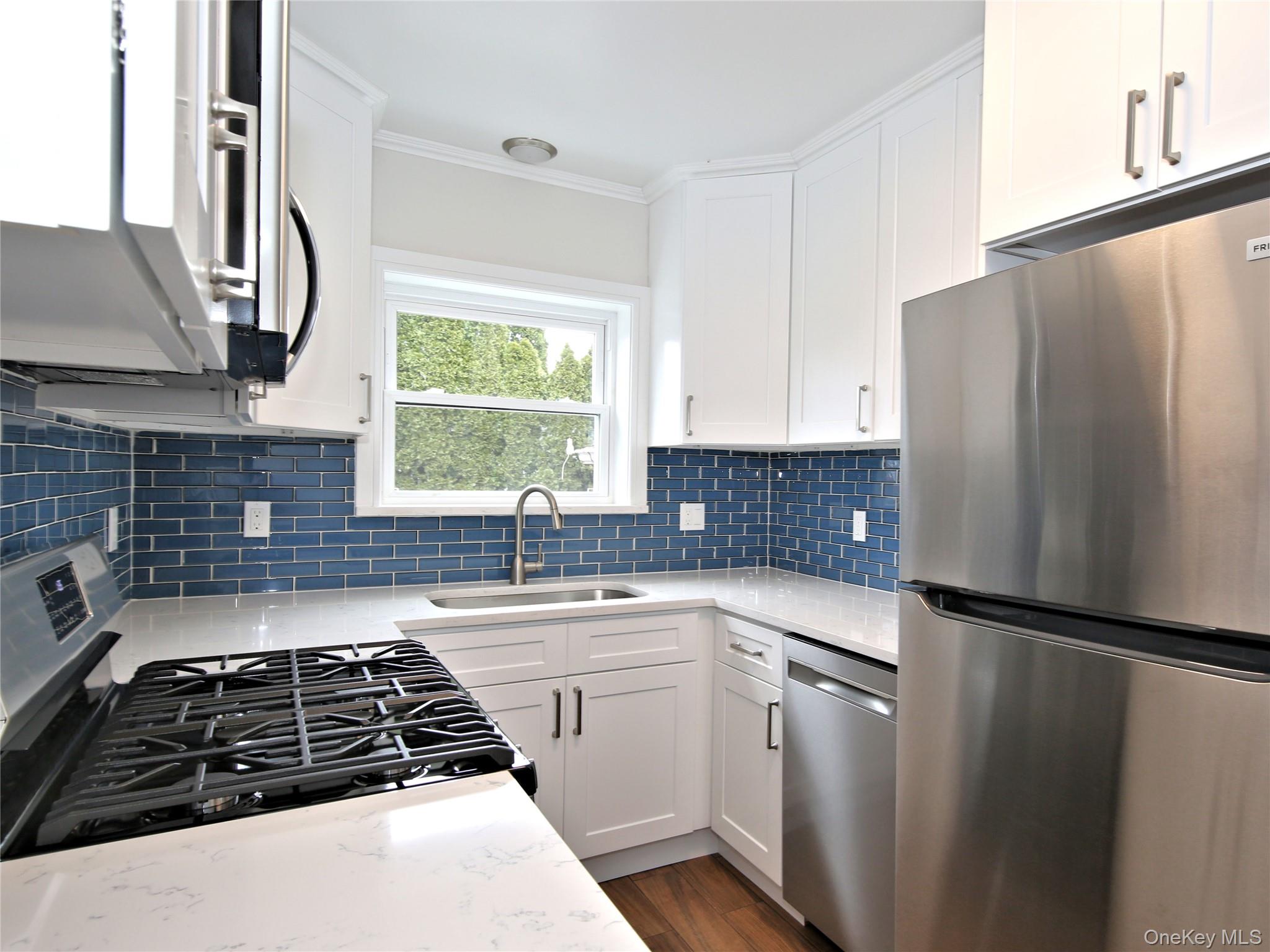 153 Highview Street Property Photo 7