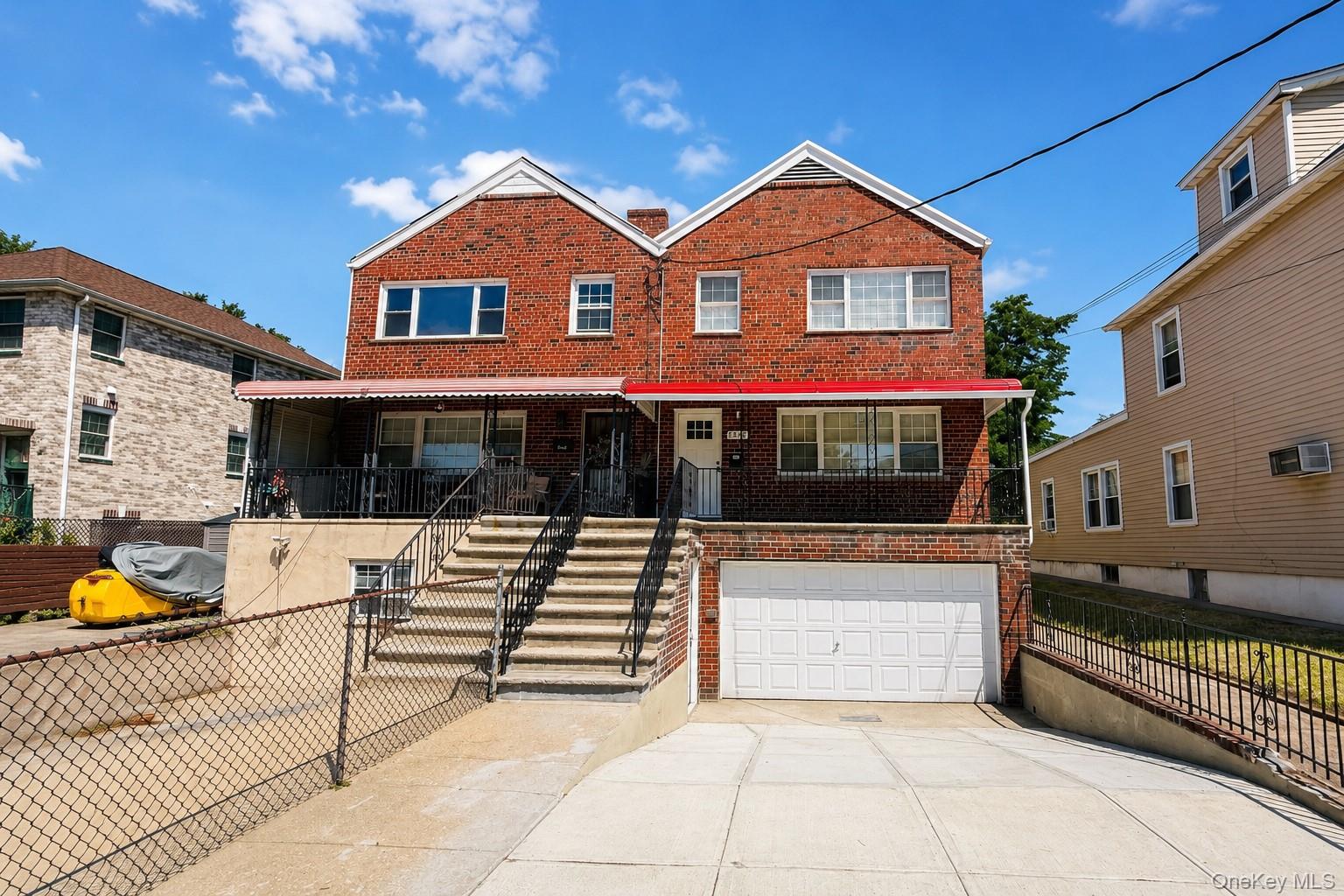 2887 Lamport Place Property Photo 1
