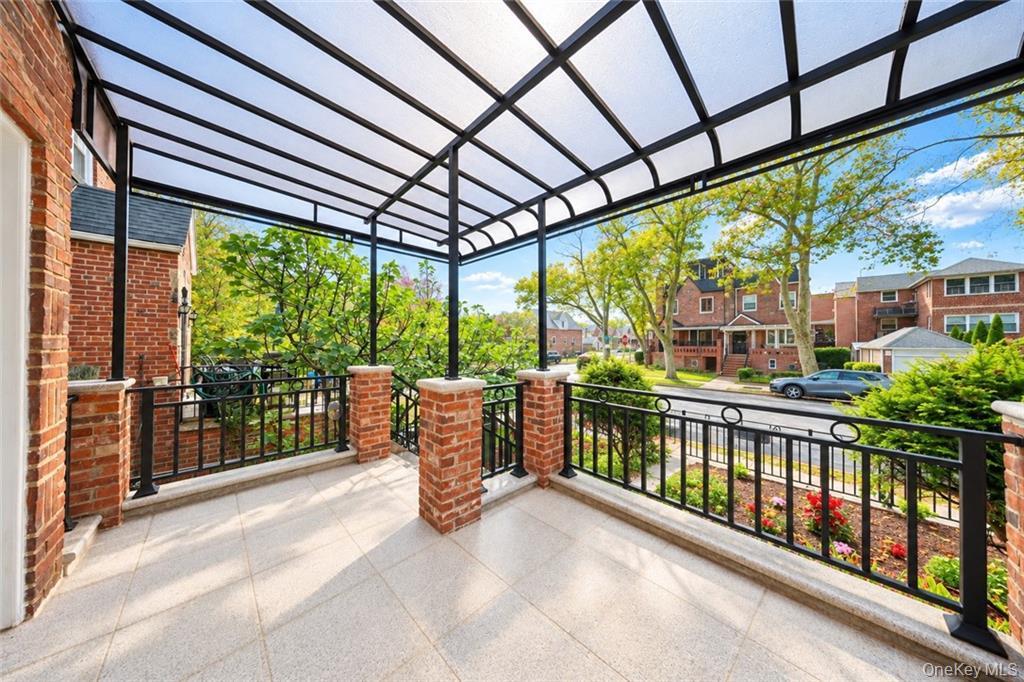 1804 Avenue W Property Photo 3