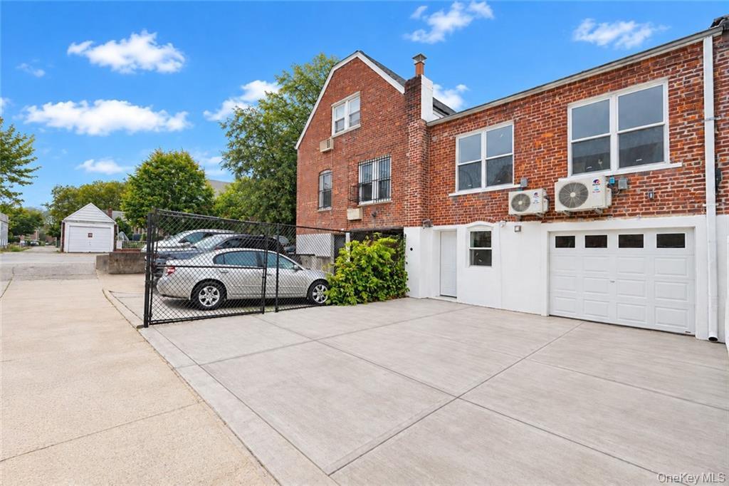 1804 Avenue W Property Photo 4