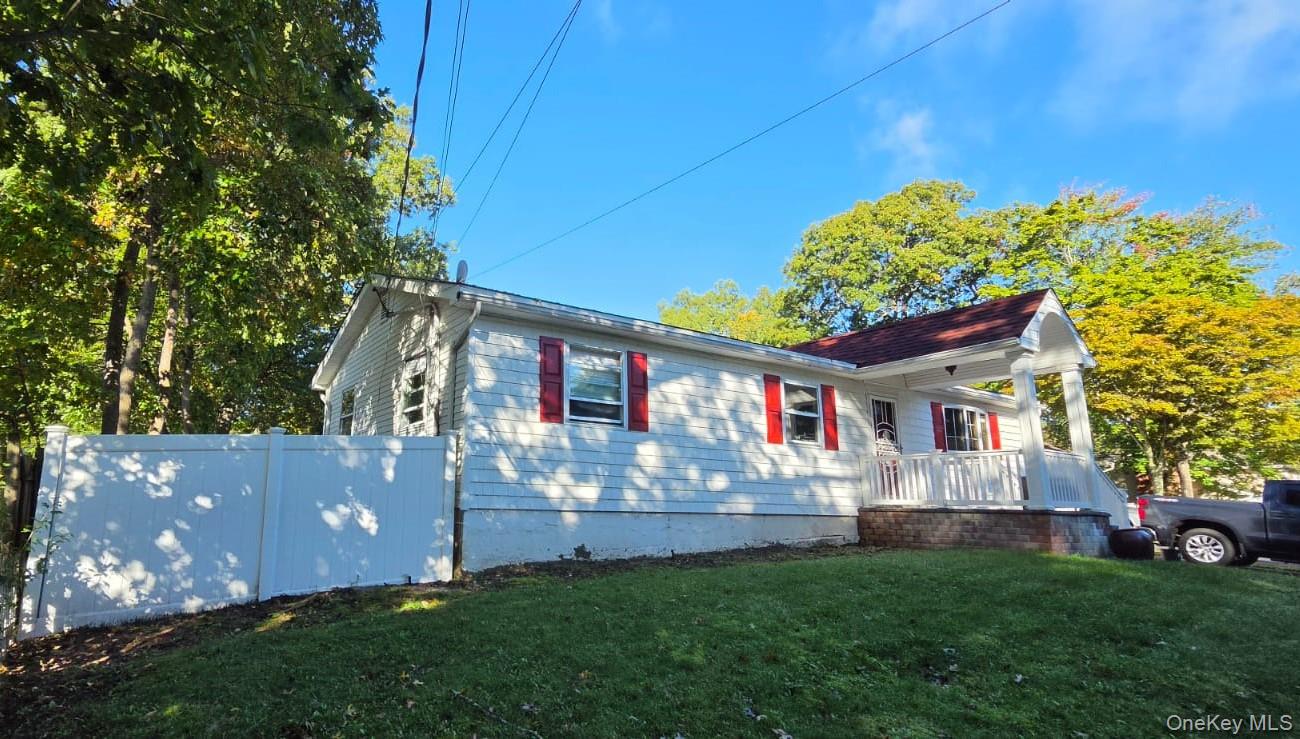 12 Nord Park Boulevard Property Photo 2