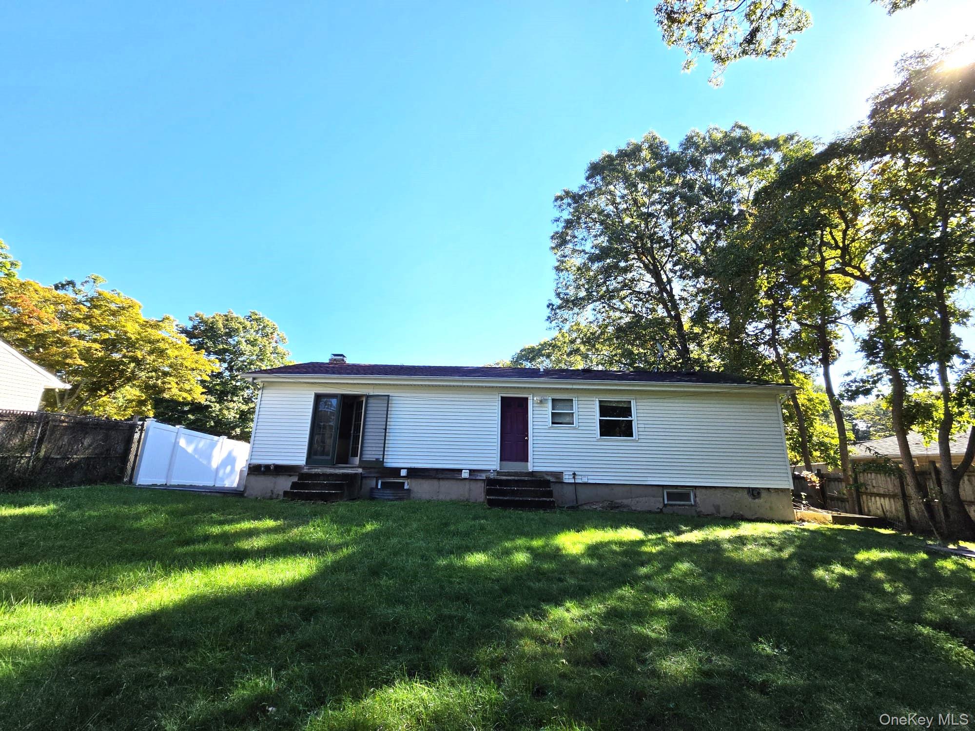 12 Nord Park Boulevard Property Photo 5