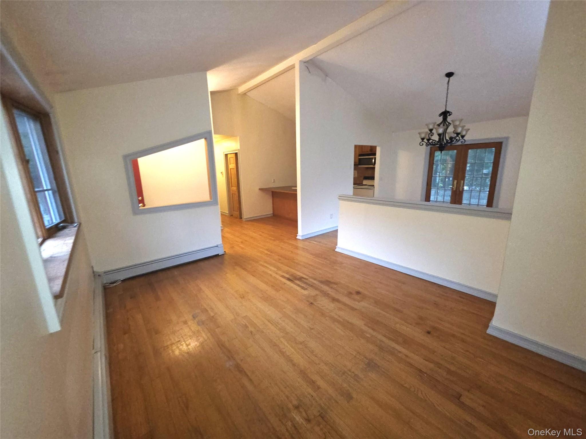 12 Nord Park Boulevard Property Photo 6