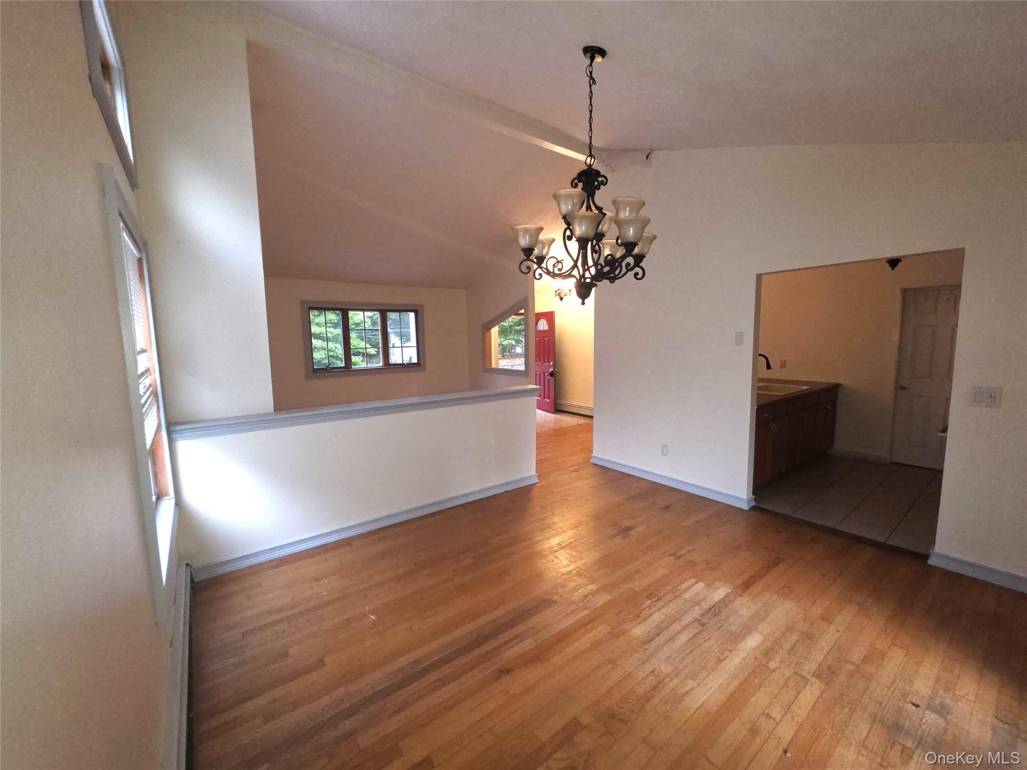12 Nord Park Boulevard Property Photo 7