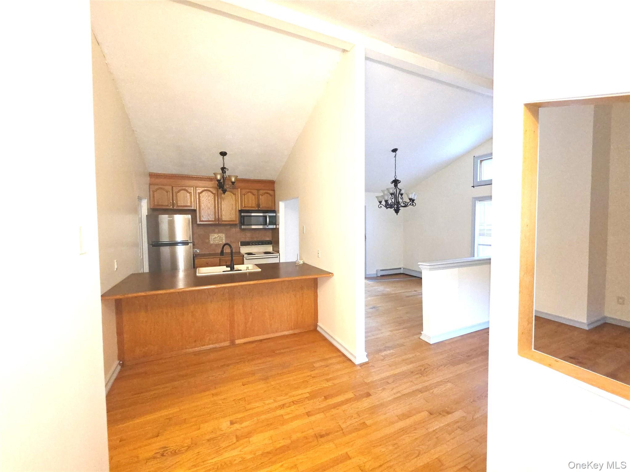 12 Nord Park Boulevard Property Photo 12